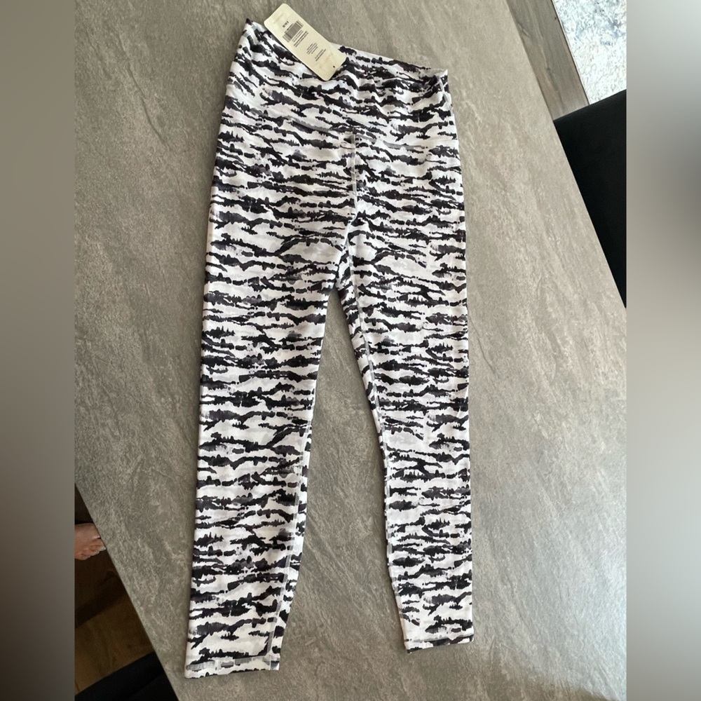 💙✨ Fabletics workout leggings